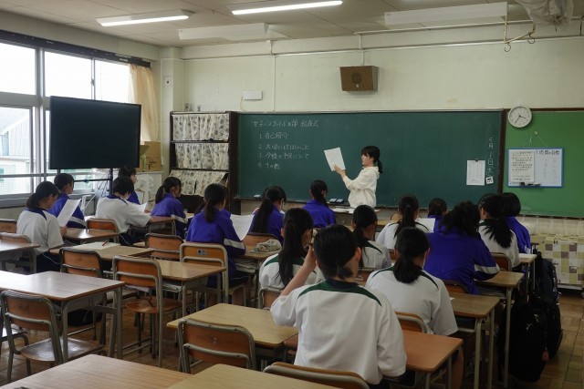 「女子バスケ部」