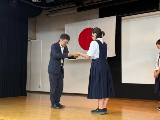 平和記念式典参加認定証交付式